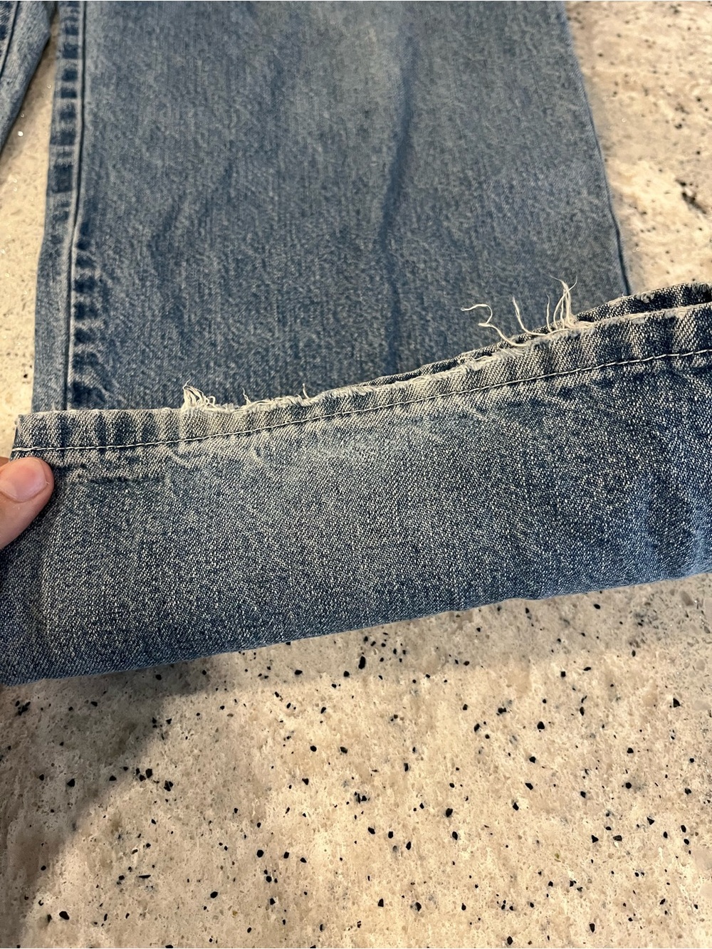 Vintage Tommy Hilfiger Men’s Washed Blue Relaxed Carpenter Jeans - Picture 8 of 11